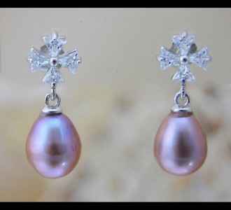 Сребърни обеци *Символика*от естествени лилави  перли 